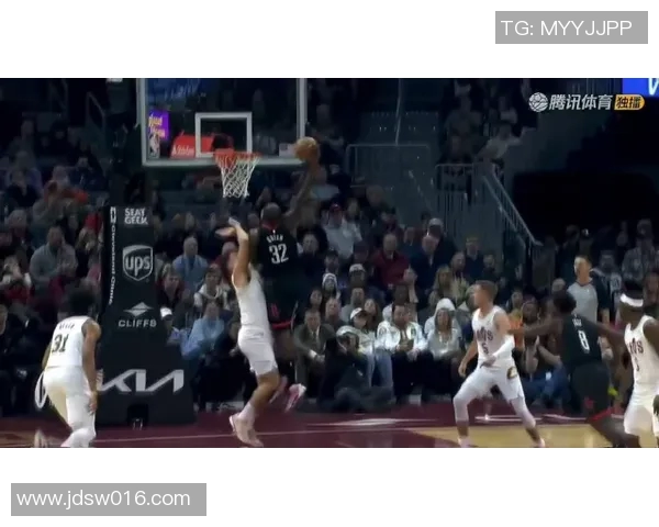 赵继约翰-埃格伯努荣膺最佳防守球员称号，防守艺术的巅峰展现